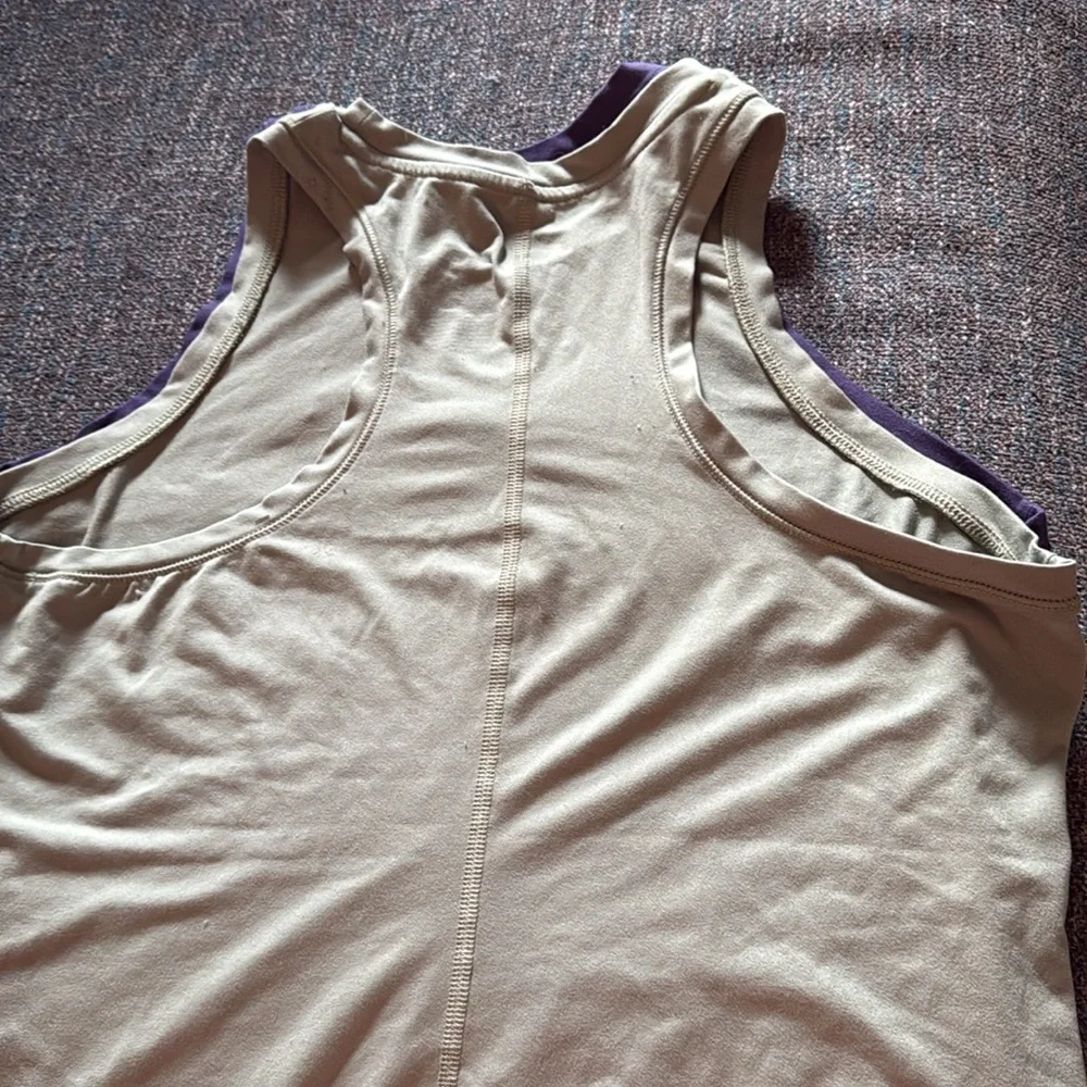 EUC Medium Set of 3 Target All in Motion Women's tanks - Picture 6 of 10